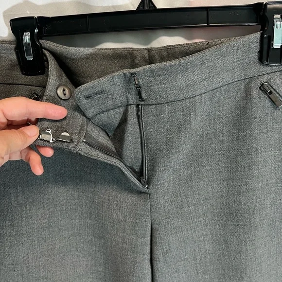 🌫️ EUC CLASSIQUES ENTIER Gray Dress Slacks | Size 8 - Picture 7 of 10